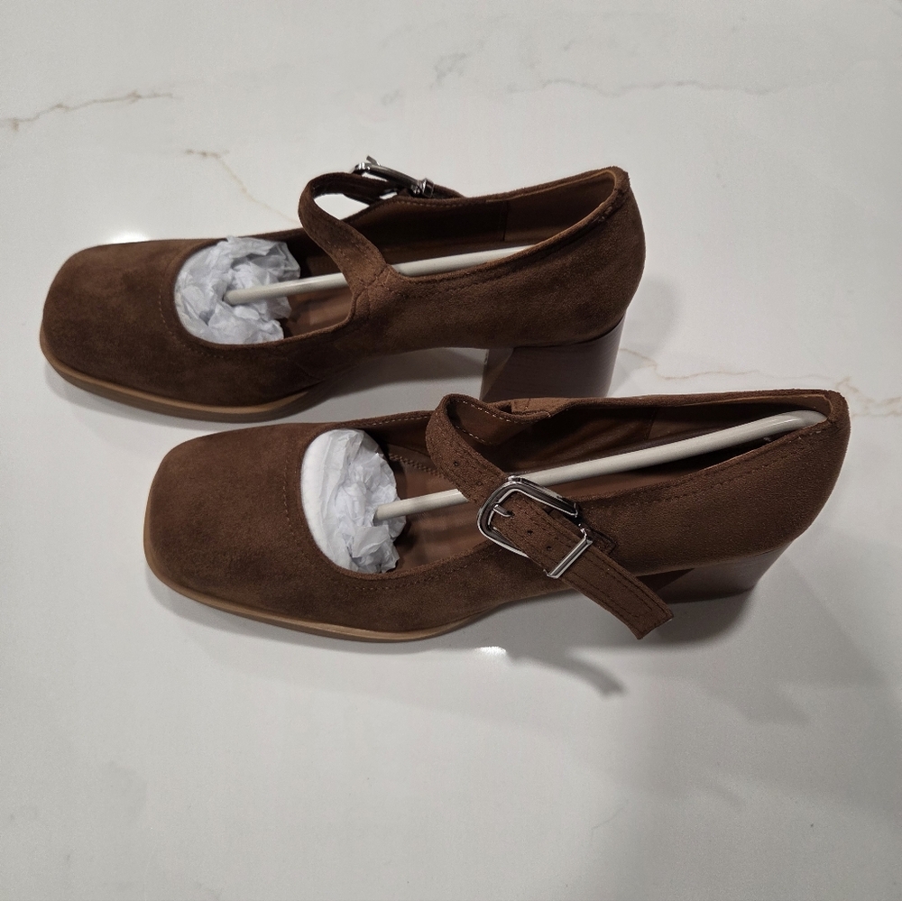 Women’s Brown Suede Mary Jane Block Heel Pumps